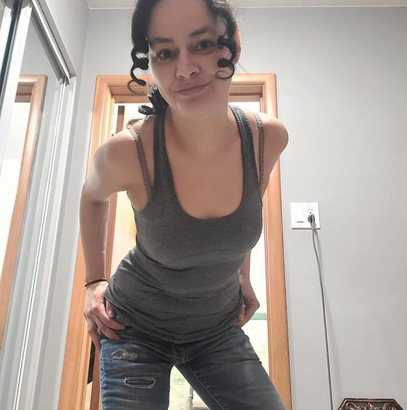 Meet your Posher, Kelly - Picture 1 of 1